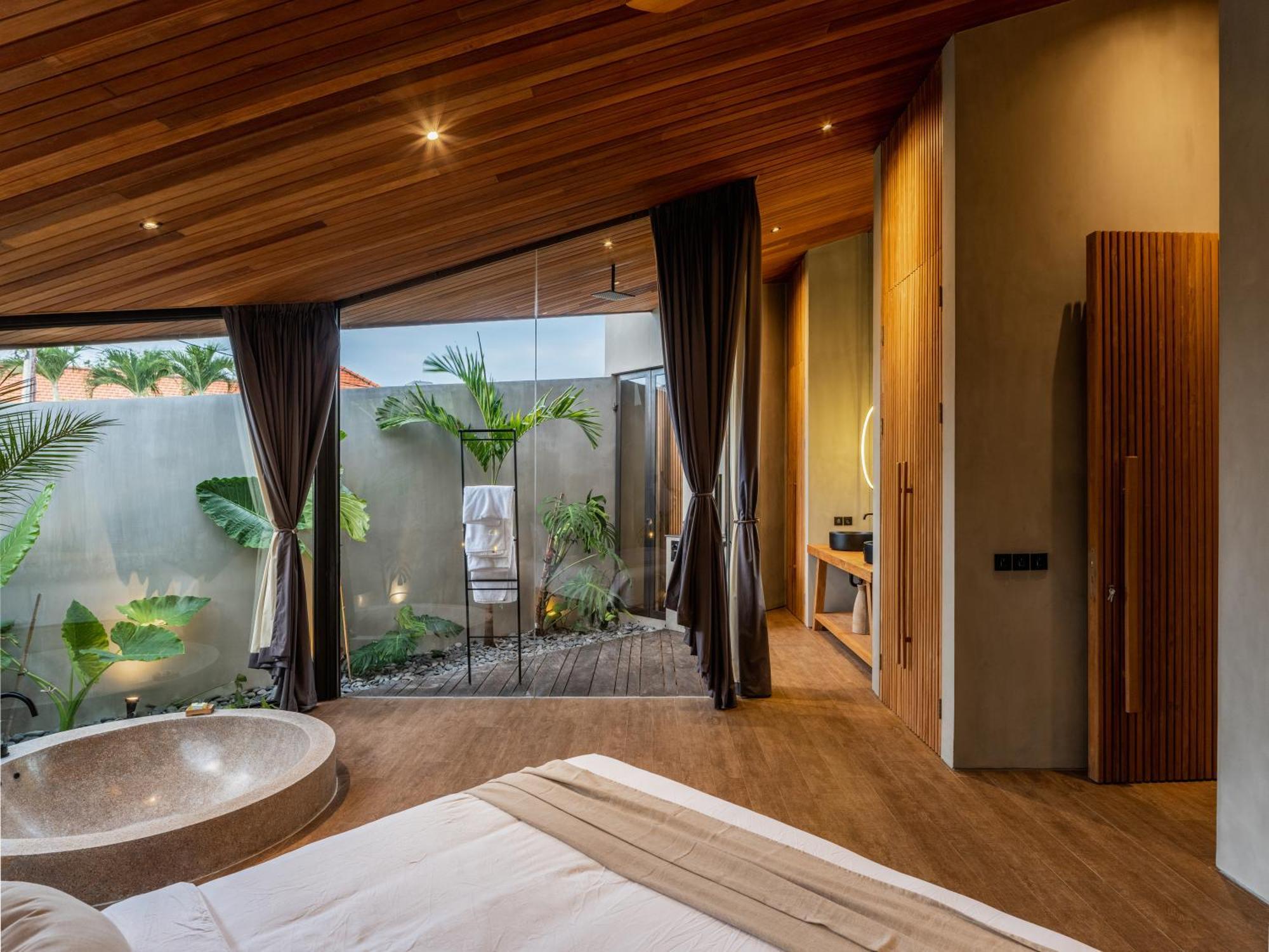 Kerobokan Villa Levante Bali By House Of Winds - Tropical Oasis Near Canggu מראה חיצוני תמונה
